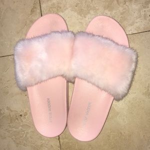 Steve Madden slides